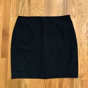 Black & white Banana Republic professional skirt size 12